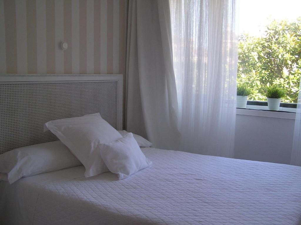 Hotel Central By Myhousespain Gijón Rum bild